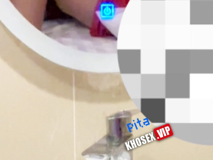 Ảnh 4 của Checker Pita pé iu hẹn đấu vài set bida thắng anh được bú lỗ nhị em thoả thích