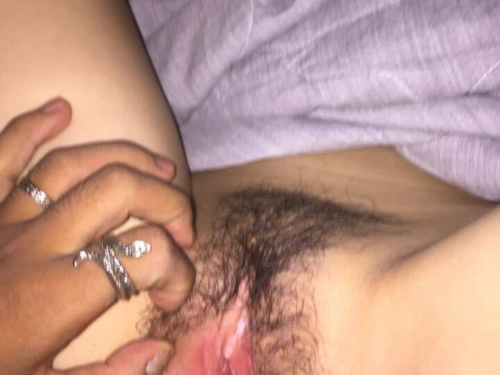 Ảnh 1 của Clip sex Bad dirty 97 some em học sinh đeo kính váy hồng ra nước trắng (Full Clip + Pic)