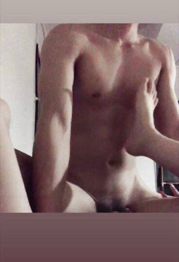 Ảnh 3 của Clip sex Bảo Châu bị người yêu đụ mạnh sướng rên la