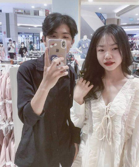 Ảnh 2 của Đụ em người yêu mới cạo lông lồn sướng rên rỉ