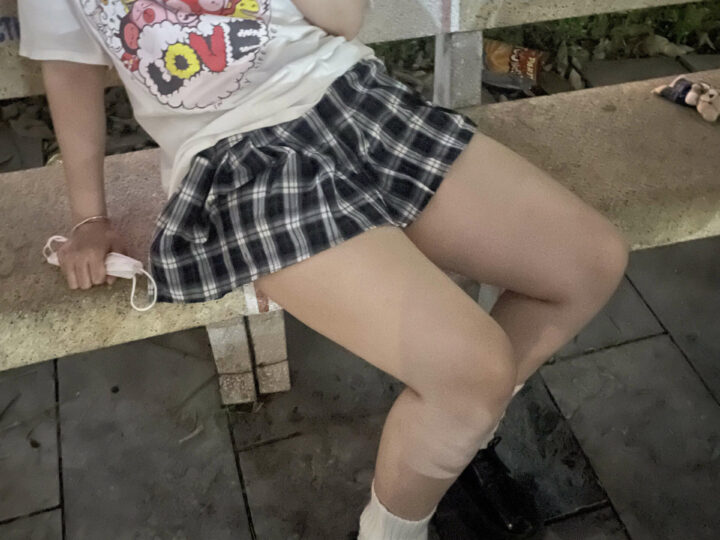 Ảnh 16 của Lộ clip sex em Huệ Chi 1998 Chubby dâm đãng bị người yêu Doggy nứng nổ cặc