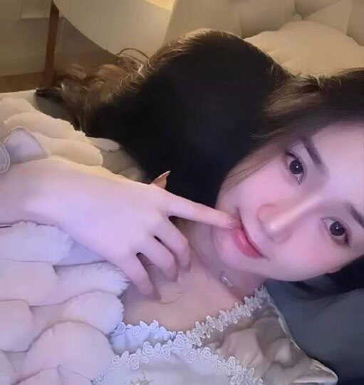 Ảnh 12 của Lộ clip sex em Yến Đỗ cô chủ shop dễ thương (Bản mới update 04-2025)