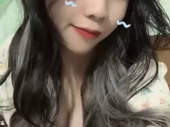 Ảnh 2 của Siêu phẩm Trà My 2k7 thích BDSM bị người yêu chơi mạnh bạo vừa địt vừa đánh đỏ cả vú